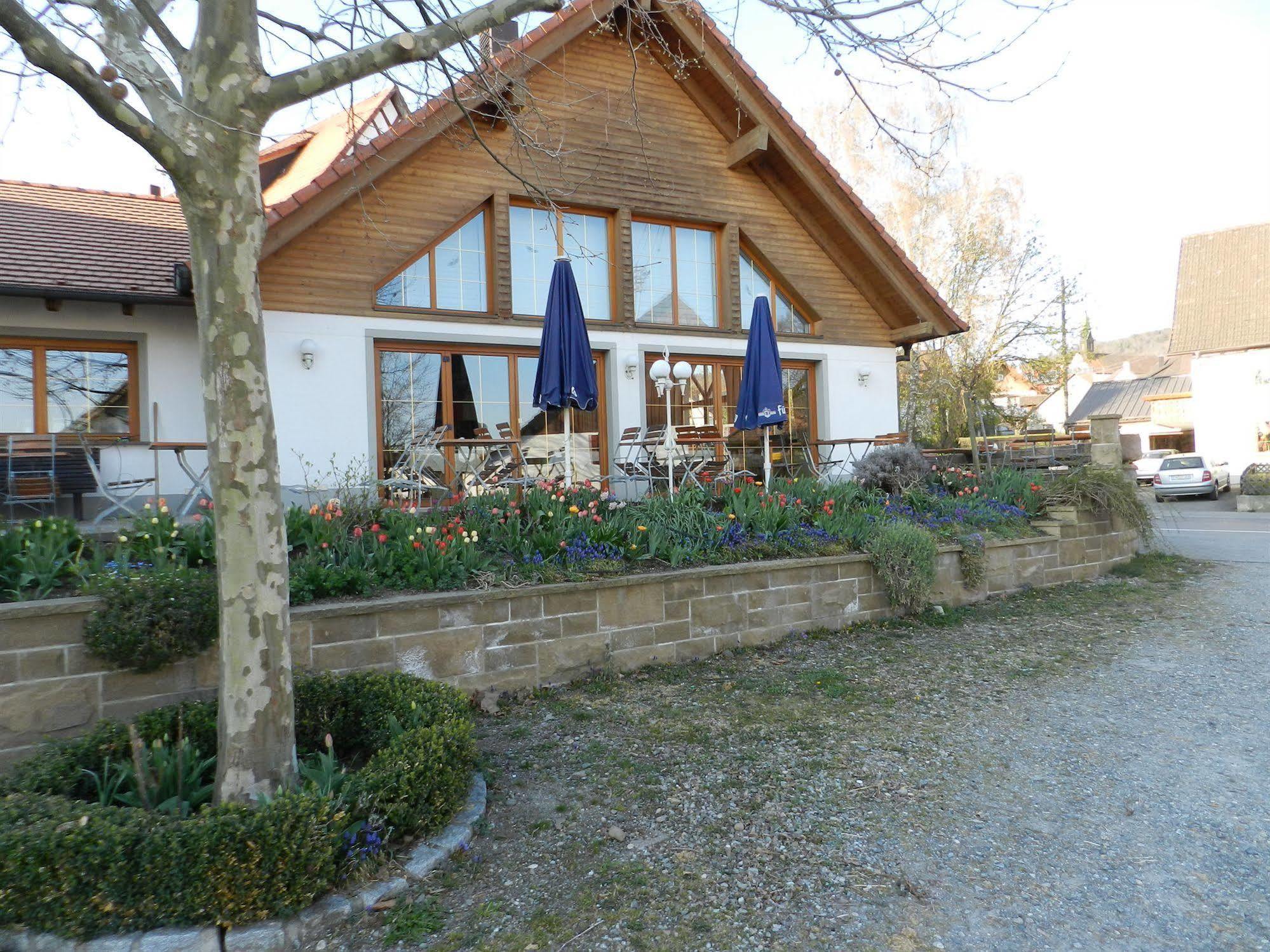 זאלם Gasthof Adler מראה חיצוני תמונה